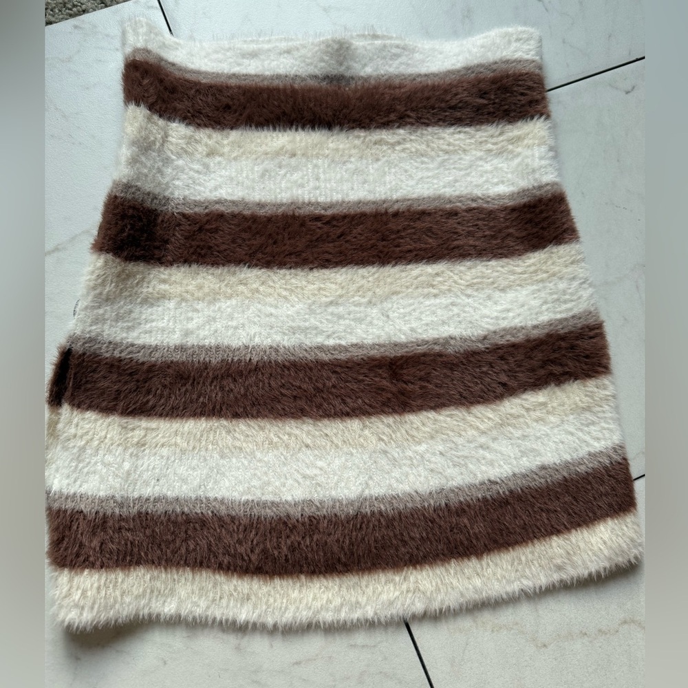 FREE PEOPLE Ciara Sweater Skirt; size small - Picture 5 of 6